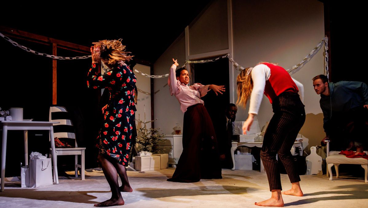 nora-a-doll-s-house-cover